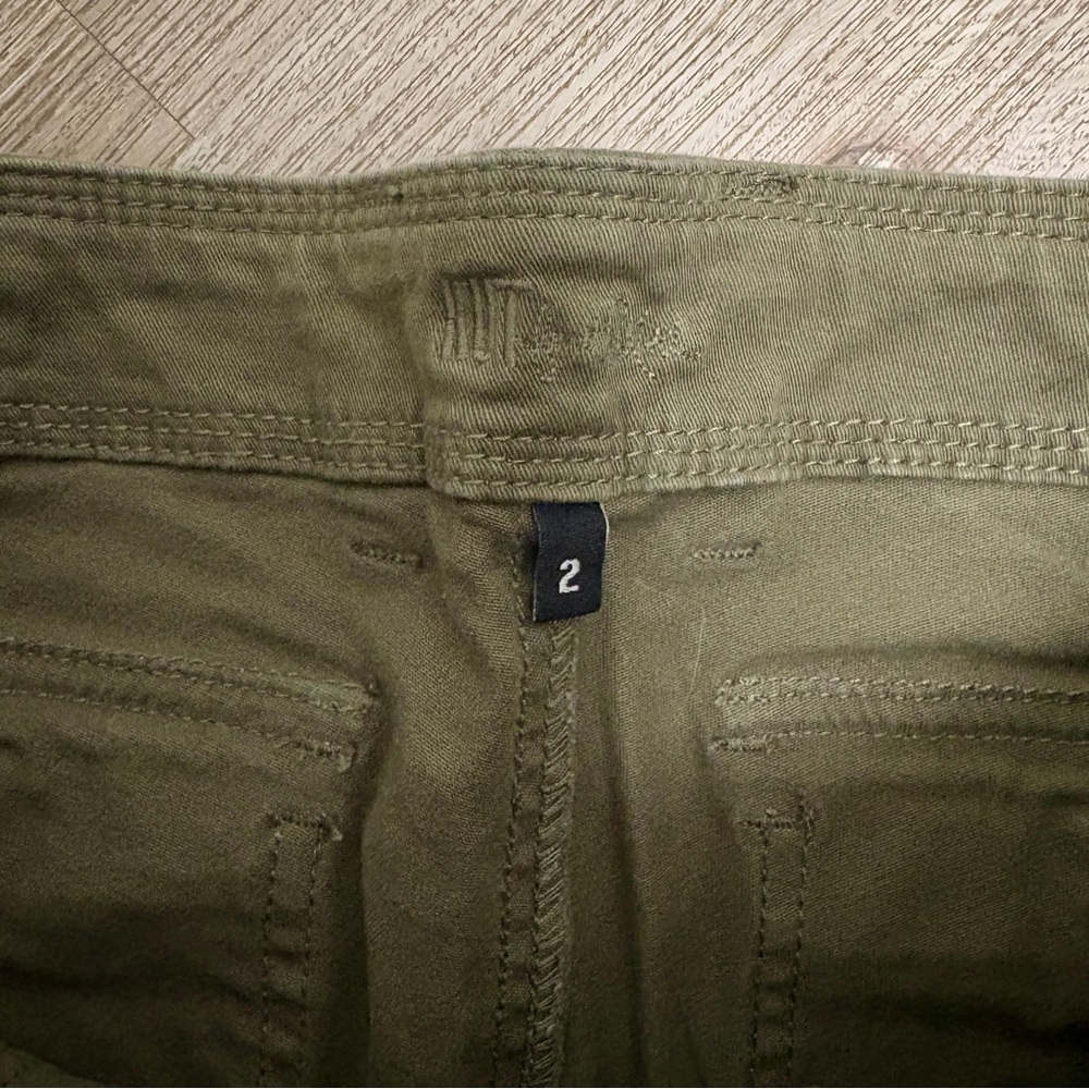 Kut from the Kloth Utility Shorts K1 - Picture 4 of 7